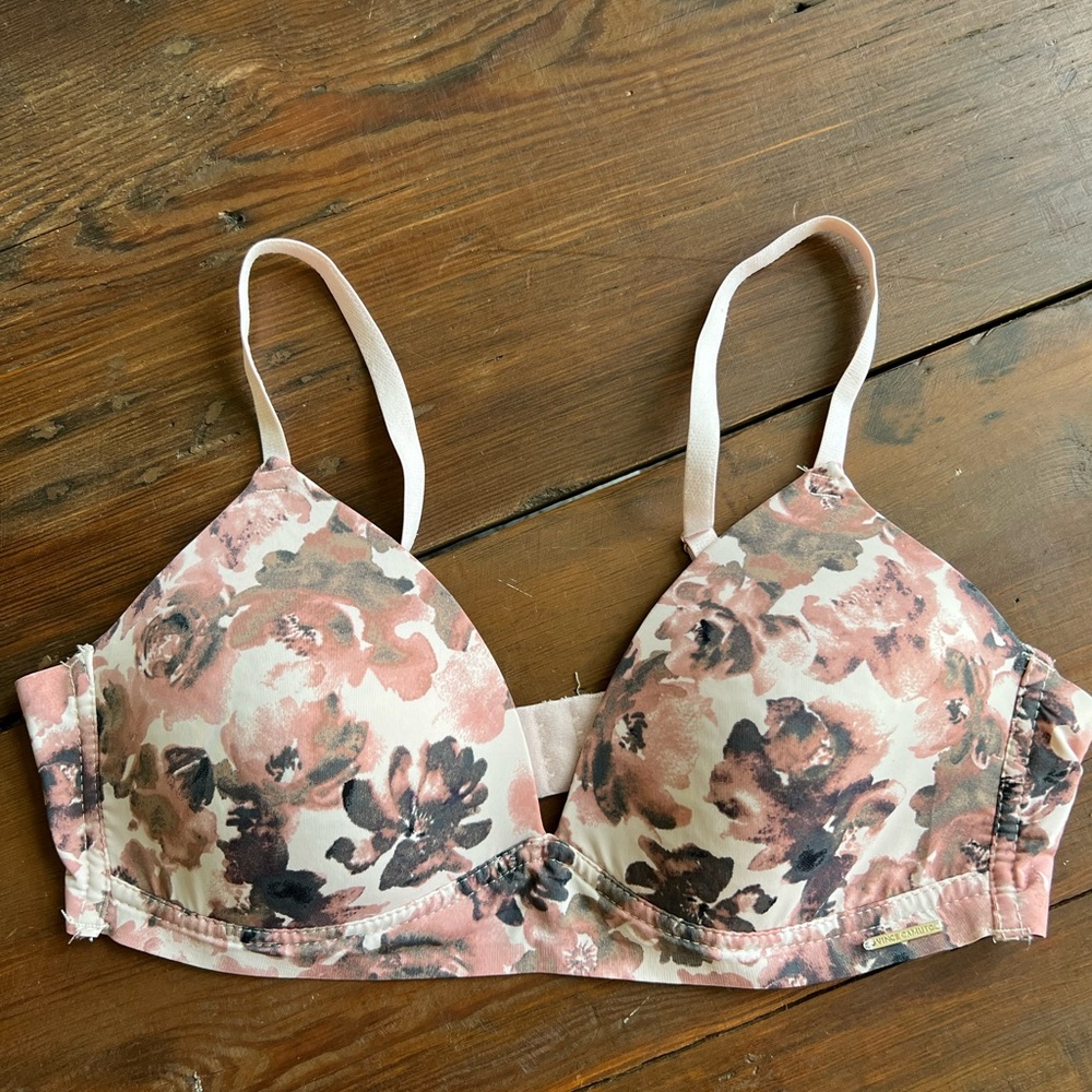 36C Vince Camuto tan and floral bra.